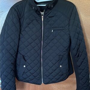 Zara Black Quilted Puffer Jacket with Zip